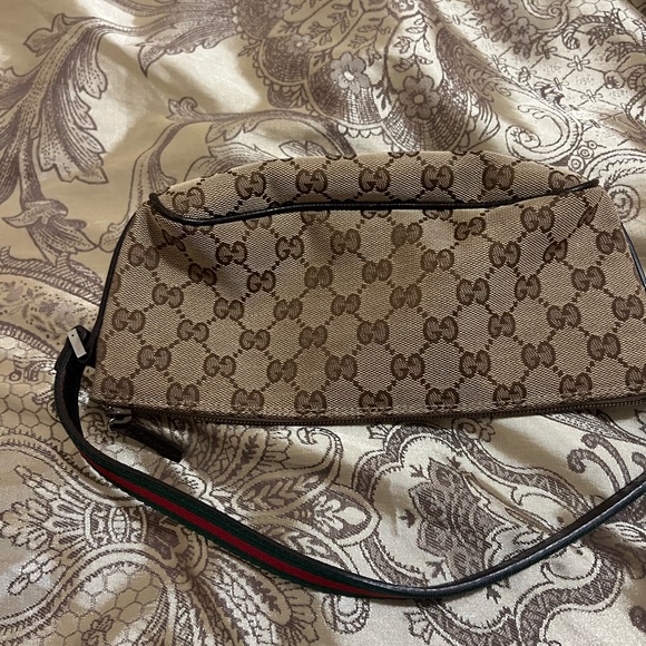 Gucci bag - Picture 5 of 11